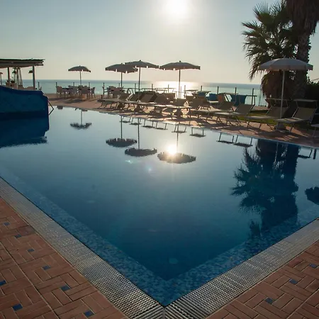 Albatros Hotell